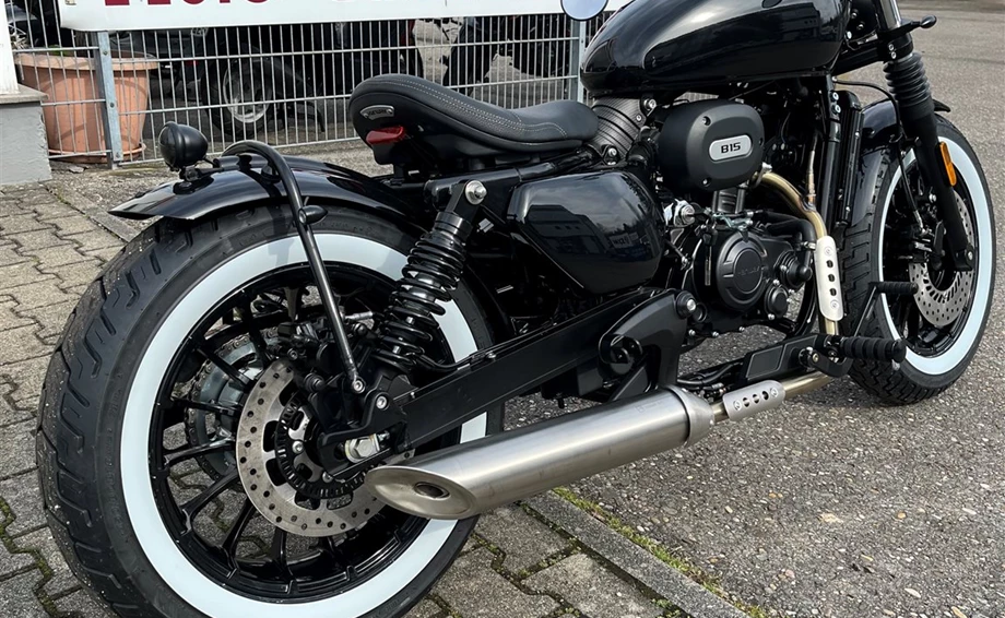 Umbgebautes Motorrad Hanway B15 Bobber 125 Bild 2: Umbgebautes Motorrad Hanway B15 Bobber 125