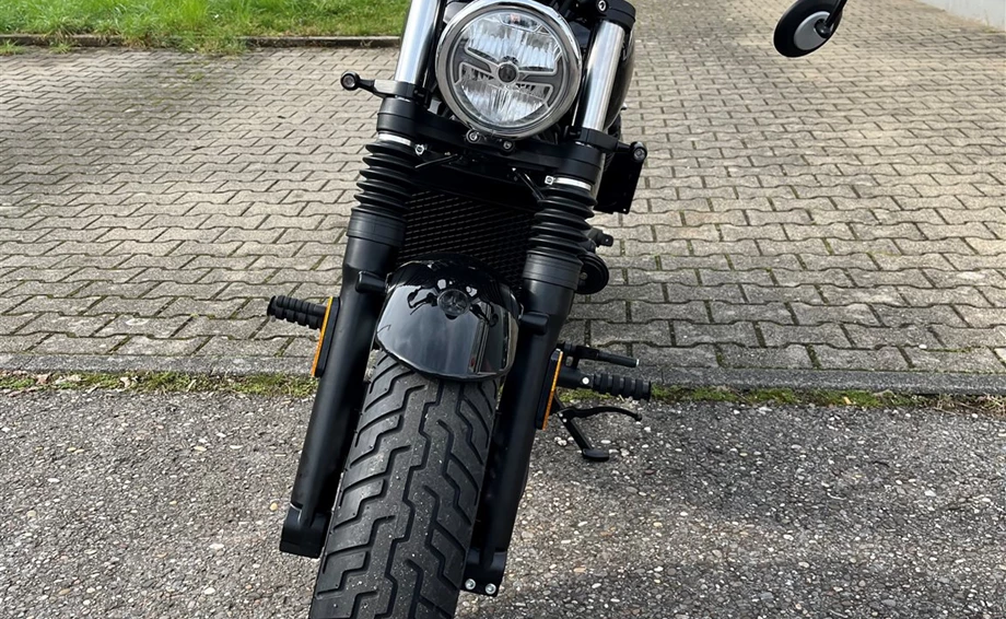 Umbgebautes Motorrad Hanway B15 Bobber 125 Bild 6: Umbgebautes Motorrad Hanway B15 Bobber 125