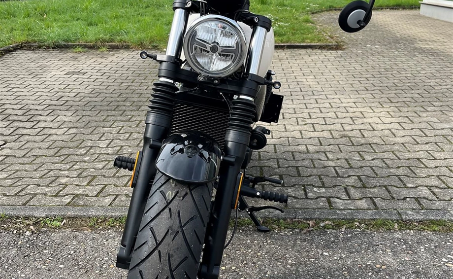 Umbgebautes Motorrad Hanway B15 Bobber 125 Bild 4: Umbgebautes Motorrad Hanway B15 Bobber 125