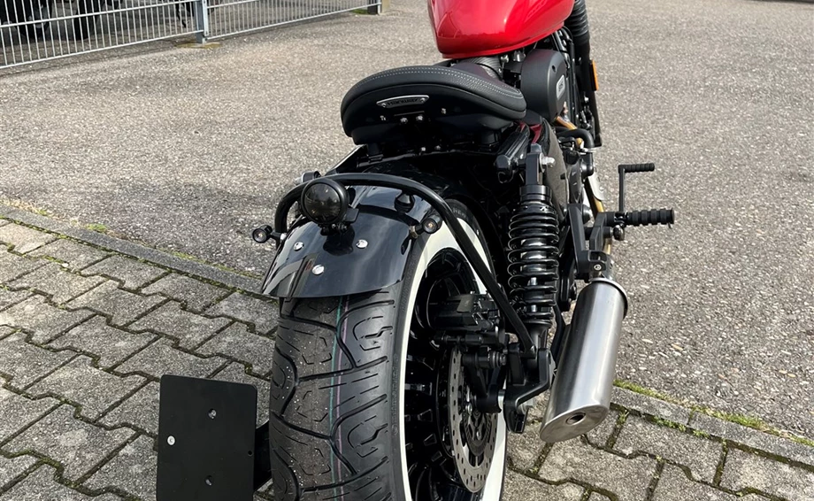 Umbgebautes Motorrad Hanway B15 Bobber 125 Bild 2: Umbgebautes Motorrad Hanway B15 Bobber 125