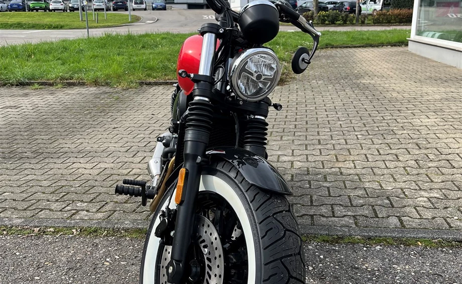 Umbgebautes Motorrad Hanway B15 Bobber 125 Bild 8: Umbgebautes Motorrad Hanway B15 Bobber 125