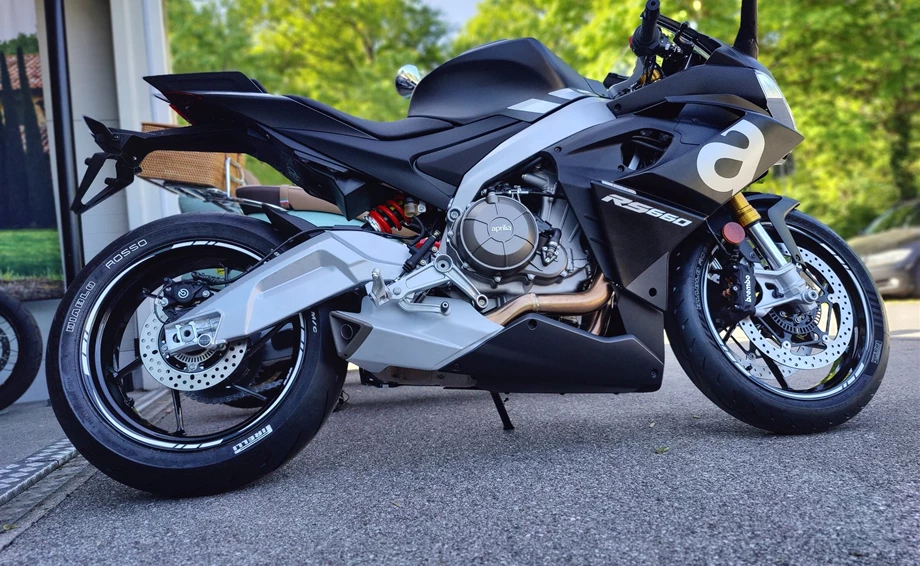 Umbgebautes Motorrad Aprilia RS 660 Bild 1: Umbgebautes Motorrad Aprilia RS 660