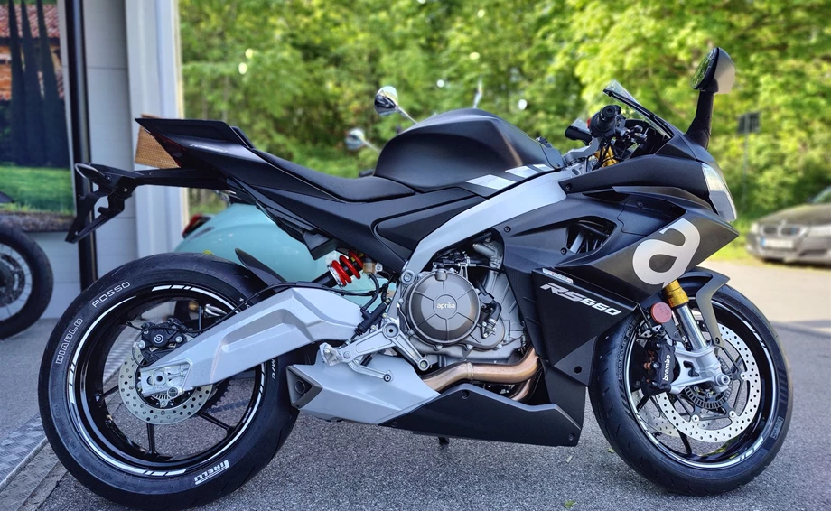 Umbgebautes Motorrad Aprilia RS 660 Bild 3: Umbgebautes Motorrad Aprilia RS 660