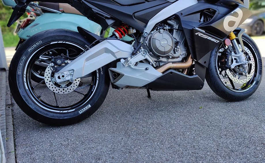 Umbgebautes Motorrad Aprilia RS 660 Bild 4: Umbgebautes Motorrad Aprilia RS 660