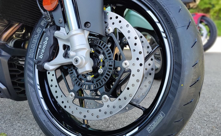 Umbgebautes Motorrad Aprilia RS 660 Bild 6: Umbgebautes Motorrad Aprilia RS 660