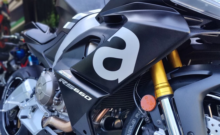 Umbgebautes Motorrad Aprilia RS 660 Bild 2: Umbgebautes Motorrad Aprilia RS 660