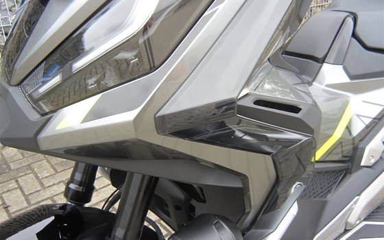 Umgebautes Motorrad Honda X-ADV von Motorradcenter Keßler - Bild 3 Umgebautes Motorrad Honda X-ADV von Motorradcenter Keßler - Bild 3