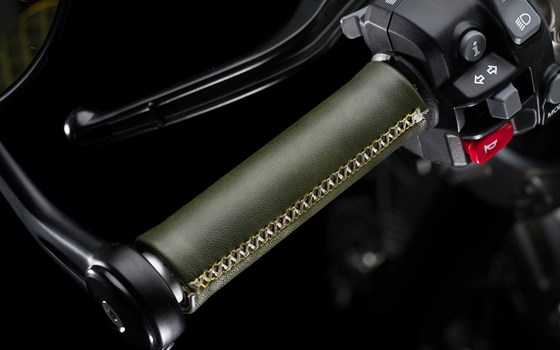 Umgebautes Motorrad Triumph Bonneville Bobber TFC von Erne's Euromotos AG - Bild 9 Umgebautes Motorrad Triumph Bonneville Bobber TFC von Erne's Euromotos AG - Bild 9