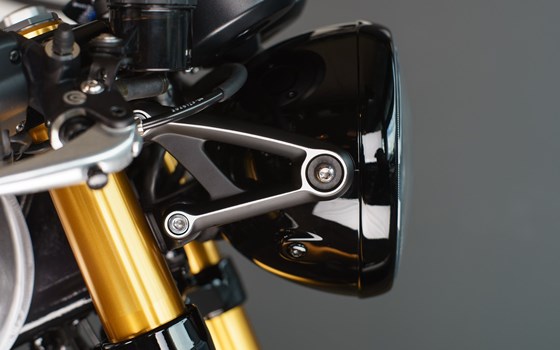 Umgebautes Motorrad Triumph Thruxton 1200R von Erne's Euromotos AG - Bild 13 Umgebautes Motorrad Triumph Thruxton 1200R von Erne's Euromotos AG - Bild 13