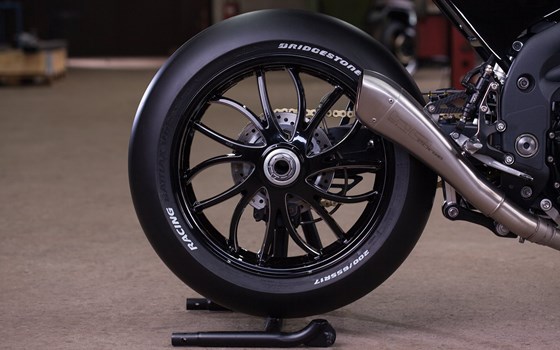 Umgebautes Motorrad Triumph Speed Triple 1050 von Erne's Euromotos AG - Bild 27 Umgebautes Motorrad Triumph Speed Triple 1050 von Erne's Euromotos AG - Bild 27
