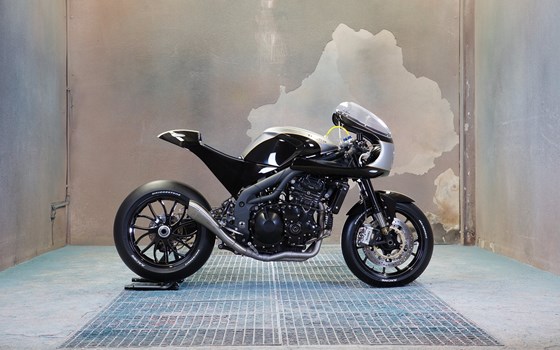 Umgebautes Motorrad Triumph Speed Triple 1050 von Erne's Euromotos AG - Bild 4 Umgebautes Motorrad Triumph Speed Triple 1050 von Erne's Euromotos AG - Bild 4