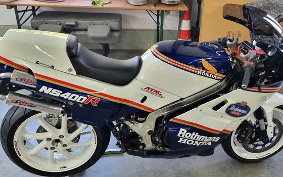 Umgebautes Motorrad Honda NS 400 R von Lederhosn - Bild 1 Umgebautes Motorrad Honda NS 400 R von Lederhosn - Bild 1
