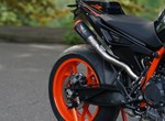 Umbgebautes Motorrad KTM 890 Duke R