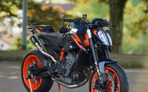 Umgebautes Motorrad KTM 890 Duke R von Motorcorner GmbH - Bild 17 Umgebautes Motorrad KTM 890 Duke R von Motorcorner GmbH - Bild 17