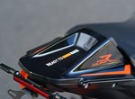 Umbgebautes Motorrad KTM 890 Duke R