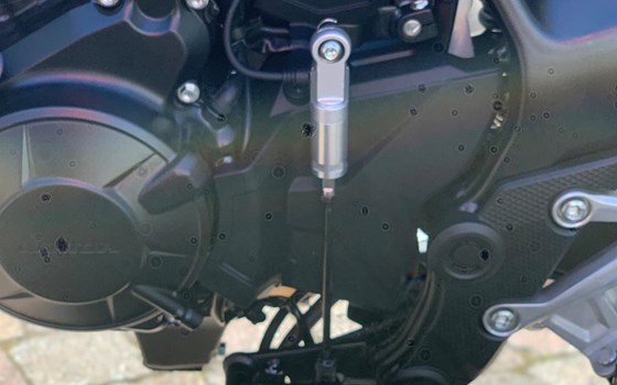 Umgebautes Motorrad Honda CB750 Hornet von Motorradtechnik Lang GmbH - Bild 3 Umgebautes Motorrad Honda CB750 Hornet von Motorradtechnik Lang GmbH - Bild 3