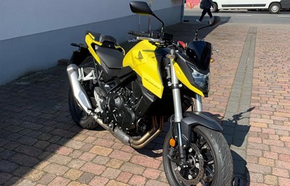 Honda CB750 Hornet Custom Bike Honda CB750 Hornet Custom Bike