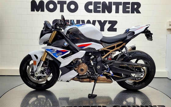Umgebautes Motorrad BMW S 1000 R von Moto Center Schwyz AG - Bild 3 Umgebautes Motorrad BMW S 1000 R von Moto Center Schwyz AG - Bild 3