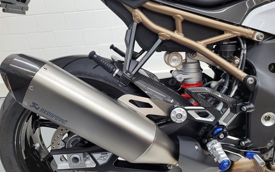 Umgebautes Motorrad BMW S 1000 R von Moto Center Schwyz AG - Bild 5 Umgebautes Motorrad BMW S 1000 R von Moto Center Schwyz AG - Bild 5