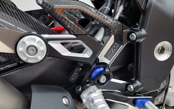 Umgebautes Motorrad BMW S 1000 R von Moto Center Schwyz AG - Bild 6 Umgebautes Motorrad BMW S 1000 R von Moto Center Schwyz AG - Bild 6