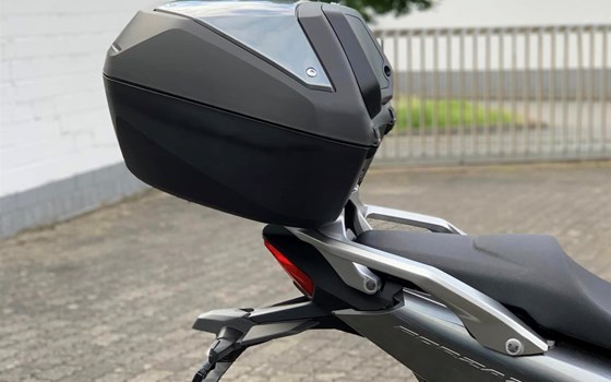 Umgebautes Motorrad Honda Forza 750 von Motorradtechnik Lang GmbH - Bild 4 Umgebautes Motorrad Honda Forza 750 von Motorradtechnik Lang GmbH - Bild 4
