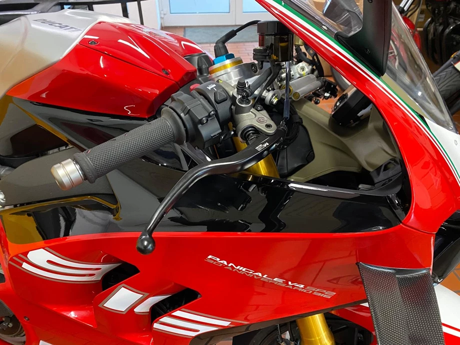 Umbgebautes Motorrad Ducati Panigale V4 SP2 30° Anniversario 916 Bild 10: Umbgebautes Motorrad Ducati Panigale V4 SP2 30° Anniversario 916