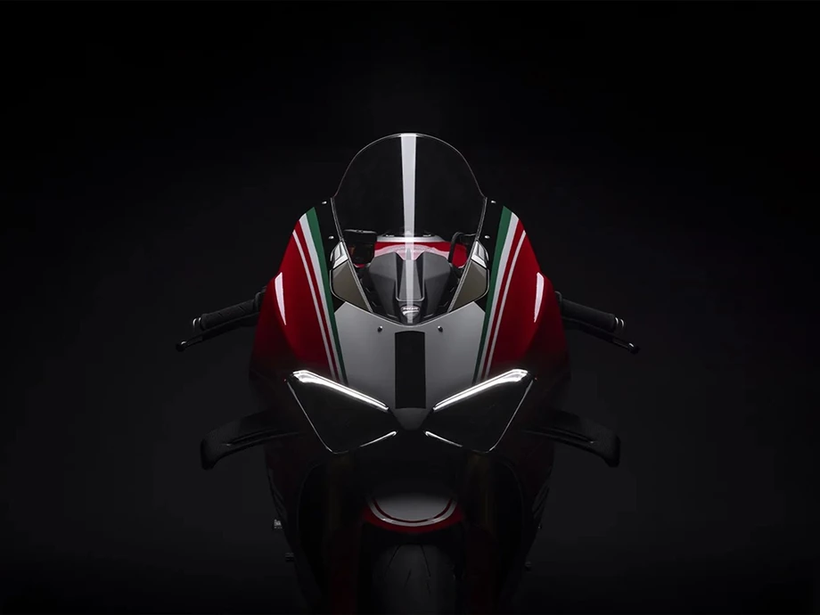 Umbgebautes Motorrad Ducati Panigale V4 SP2 30° Anniversario 916 Bild 16: Umbgebautes Motorrad Ducati Panigale V4 SP2 30° Anniversario 916