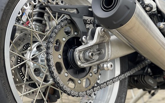 Umgebautes Motorrad Triumph Speed Twin 1200 von Stärker-Profil GmbH - Bild 5 Umgebautes Motorrad Triumph Speed Twin 1200 von Stärker-Profil GmbH - Bild 5