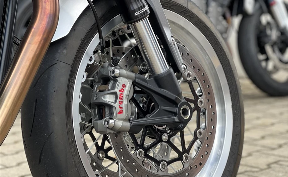 Umbgebautes Motorrad Triumph Speed Twin 1200 Bild 6: Umbgebautes Motorrad Triumph Speed Twin 1200