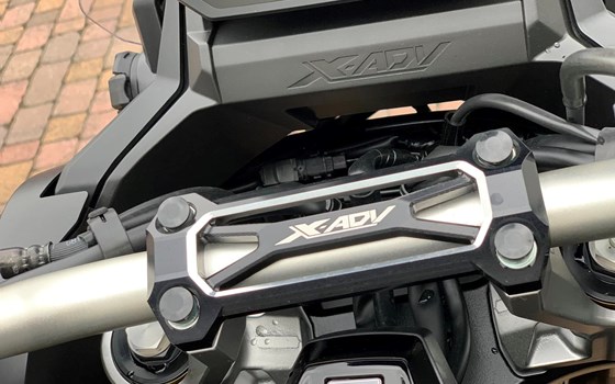 Umgebautes Motorrad Honda X-ADV von Motorradtechnik Lang GmbH - Bild 17 Umgebautes Motorrad Honda X-ADV von Motorradtechnik Lang GmbH - Bild 17