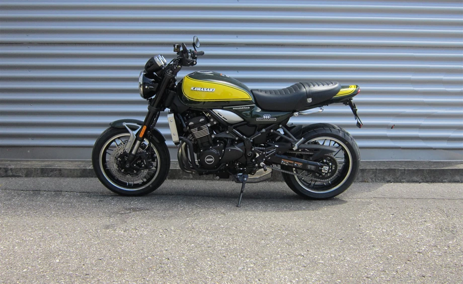 Rebuilt motorbike Kawasaki Z900 RS Bild 5: Rebuilt motorbike Kawasaki Z900 RS