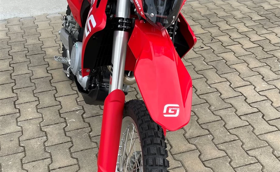 Umbgebautes Motorrad GASGAS ES 700 Bild 7: Umbgebautes Motorrad GASGAS ES 700
