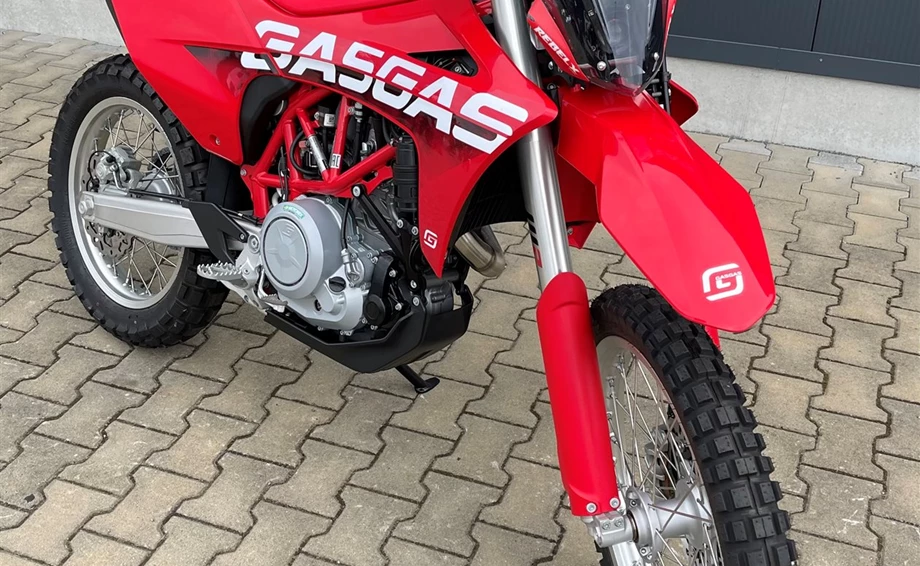 Umbgebautes Motorrad GASGAS ES 700 Bild 3: Umbgebautes Motorrad GASGAS ES 700