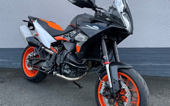Umgebautes Motorrad KTM 890 SMT von Motorrad Reinhardt GmbH - Bild 5 Umgebautes Motorrad KTM 890 SMT von Motorrad Reinhardt GmbH - Bild 5
