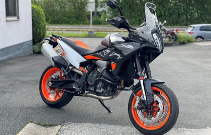 KTM 890 SMT Custom Bike KTM 890 SMT Custom Bike