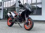 Umbgebautes Motorrad KTM 890 SMT