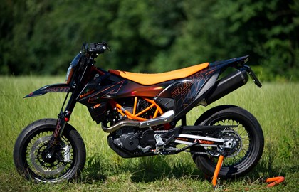KTM 690 SMC R Custom Bike