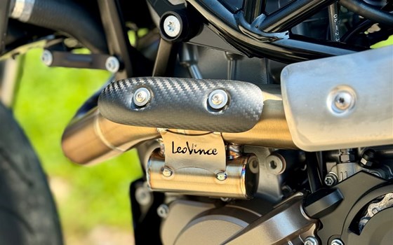 Umgebautes Motorrad Husqvarna 701 Supermoto von Motobike Handels GmbH - Bild 7 Umgebautes Motorrad Husqvarna 701 Supermoto von Motobike Handels GmbH - Bild 7