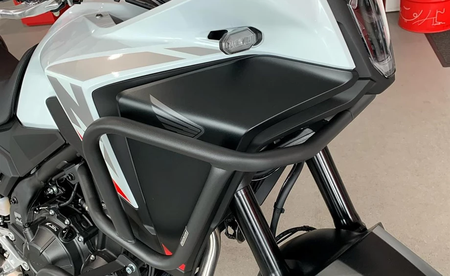 Rebuilt motorbike Honda NX500 Bild 3: Rebuilt motorbike Honda NX500