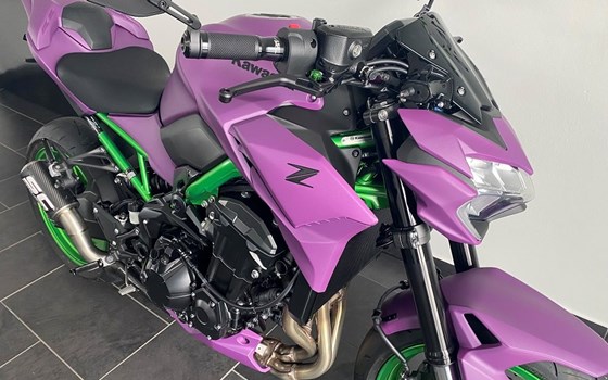 Umgebautes Motorrad Kawasaki Z900 von Bikers-Euroshop - Bild 4 Umgebautes Motorrad Kawasaki Z900 von Bikers-Euroshop - Bild 4