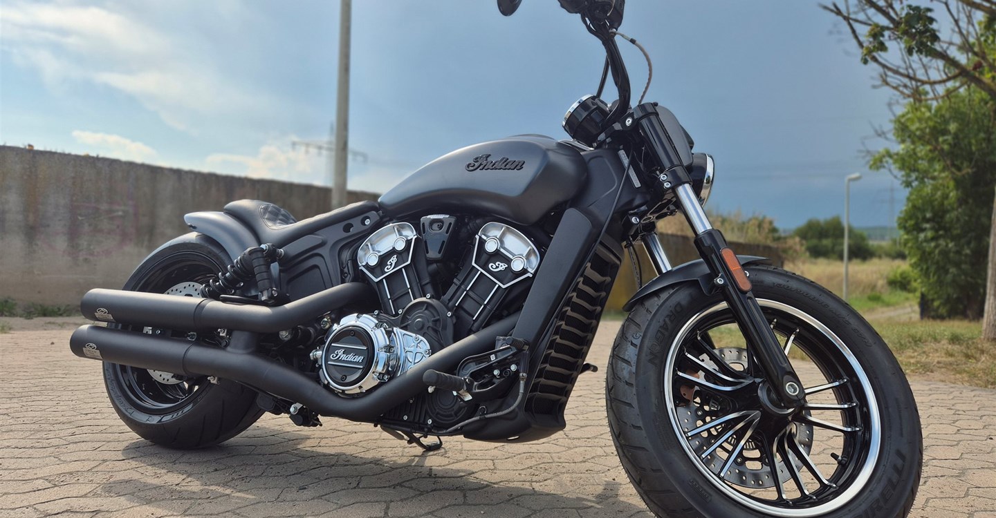 Umbgebautes Motorrad Indian Scout