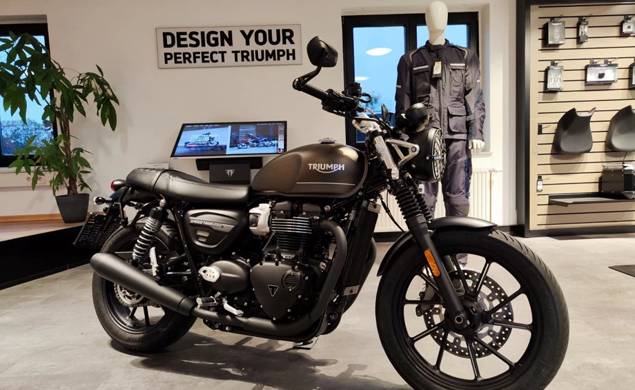 Umbgebautes Motorrad Triumph Speed Twin 900 Bild 2: Umbgebautes Motorrad Triumph Speed Twin 900