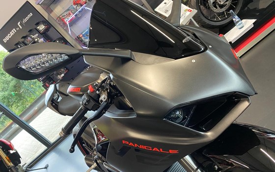 Umgebautes Motorrad Ducati Panigale V2 von Team Wahlers GmbH - Bild 4 Umgebautes Motorrad Ducati Panigale V2 von Team Wahlers GmbH - Bild 4