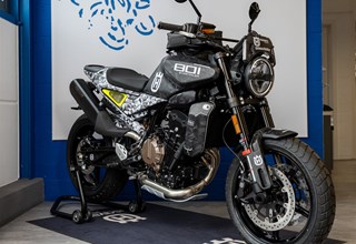 Husqvarna Svartpilen 801