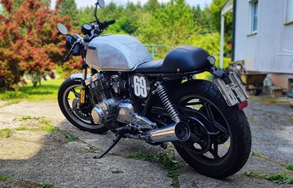 Suzuki GSX 750 Custom Bike Suzuki GSX 750 Custom Bike