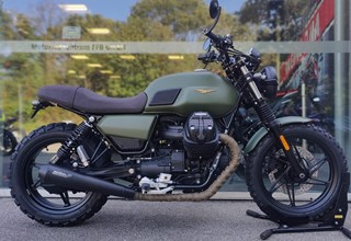 Moto Guzzi V7 Stone