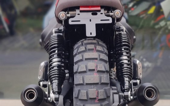 Umgebautes Motorrad Moto Guzzi V7 Stone von Motorradzentrum FFB GmbH - Bild 12 Umgebautes Motorrad Moto Guzzi V7 Stone von Motorradzentrum FFB GmbH - Bild 12