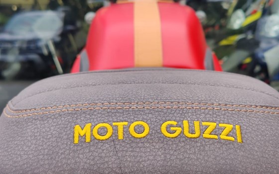 Umgebautes Motorrad Moto Guzzi V7 Stone von Motorradzentrum FFB GmbH - Bild 9 Umgebautes Motorrad Moto Guzzi V7 Stone von Motorradzentrum FFB GmbH - Bild 9