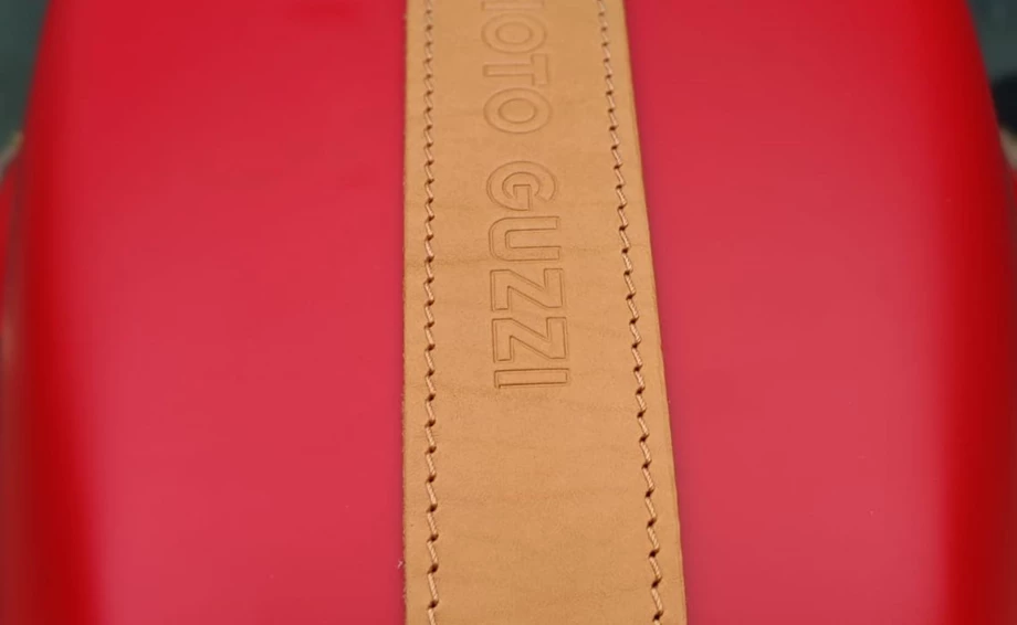 Umbgebautes Motorrad Moto Guzzi V7 Stone Bild 7: Umbgebautes Motorrad Moto Guzzi V7 Stone