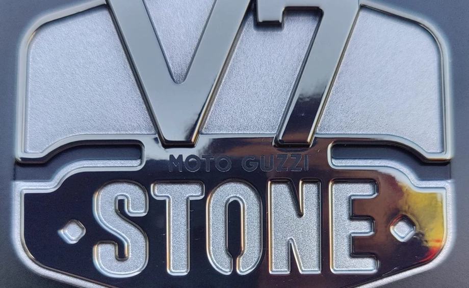Umbgebautes Motorrad Moto Guzzi V7 Stone Bild 10: Umbgebautes Motorrad Moto Guzzi V7 Stone